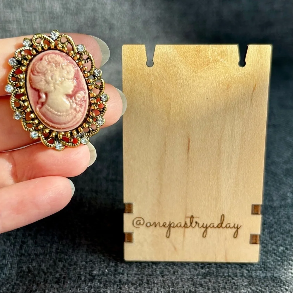 Sparkly Cameo Brooch Pin, Rhinestone Filigree Edging Detail, Red, Pink, Gold